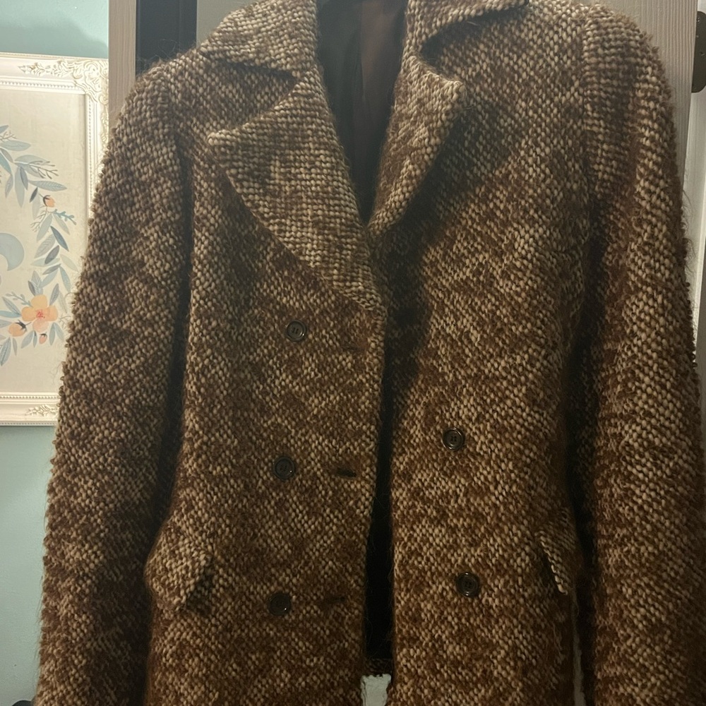 Winter coat - Picture 3 of 9